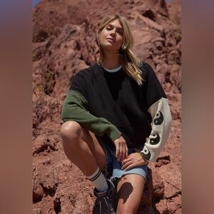 Spiritual Gangster - Yin Yang Stack Lyric Sweater - Size: Medium - Brand New